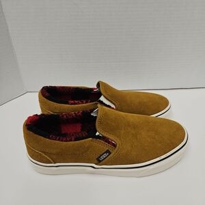 Vans Slip-On Sneakers in Mustard Suede with Red Plaid Lining